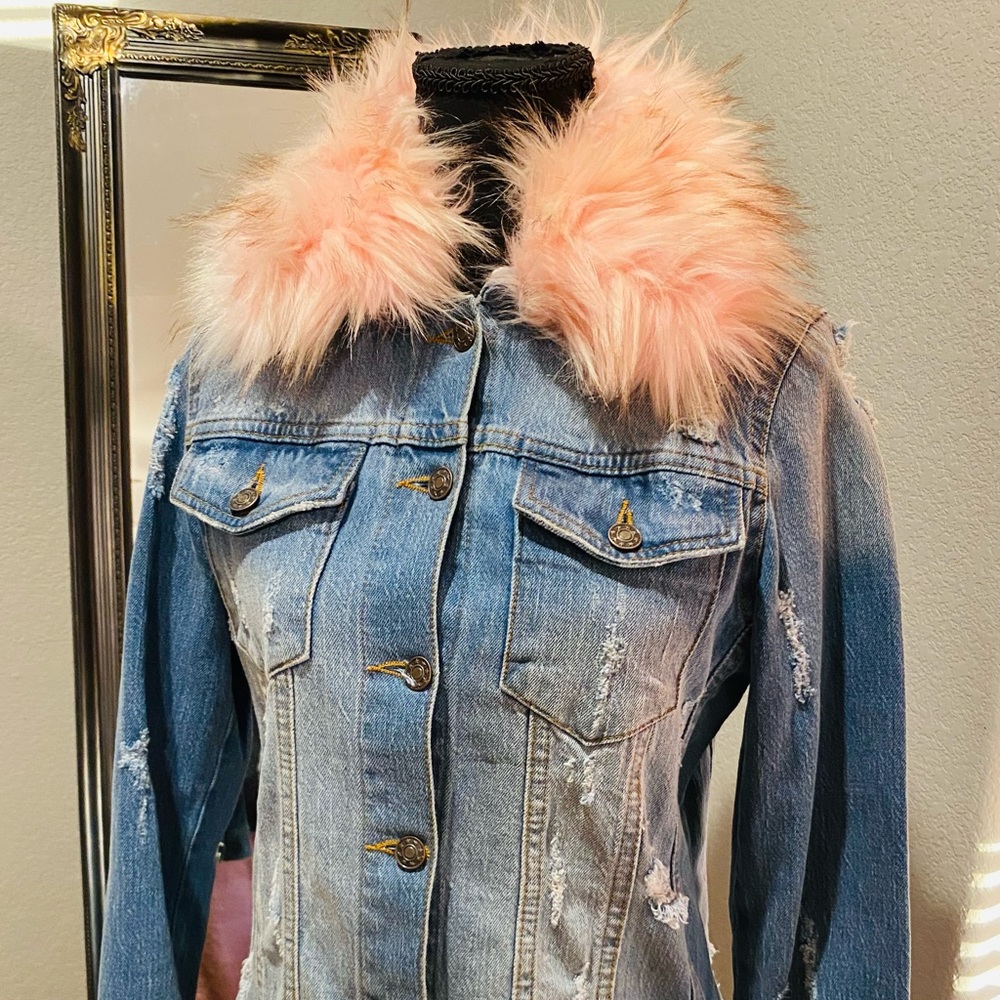 Ladies Blue Denim Fur Collared Jean Denim Jacket
